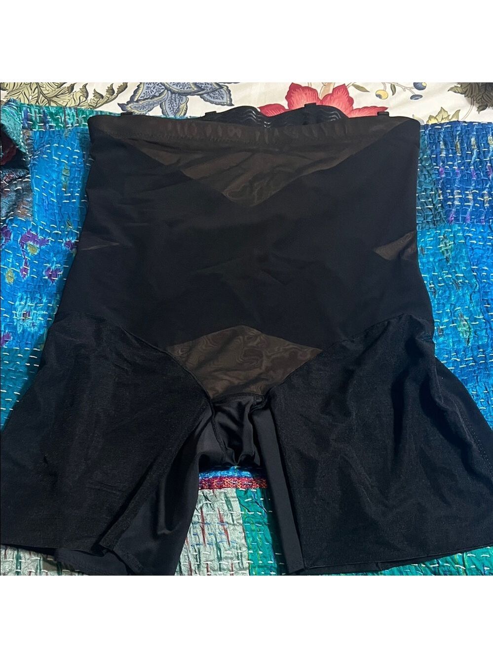 WOMEN’S SHAPEWEAR lot. Honeylove & others. Size 2X /XXL. New or unworn